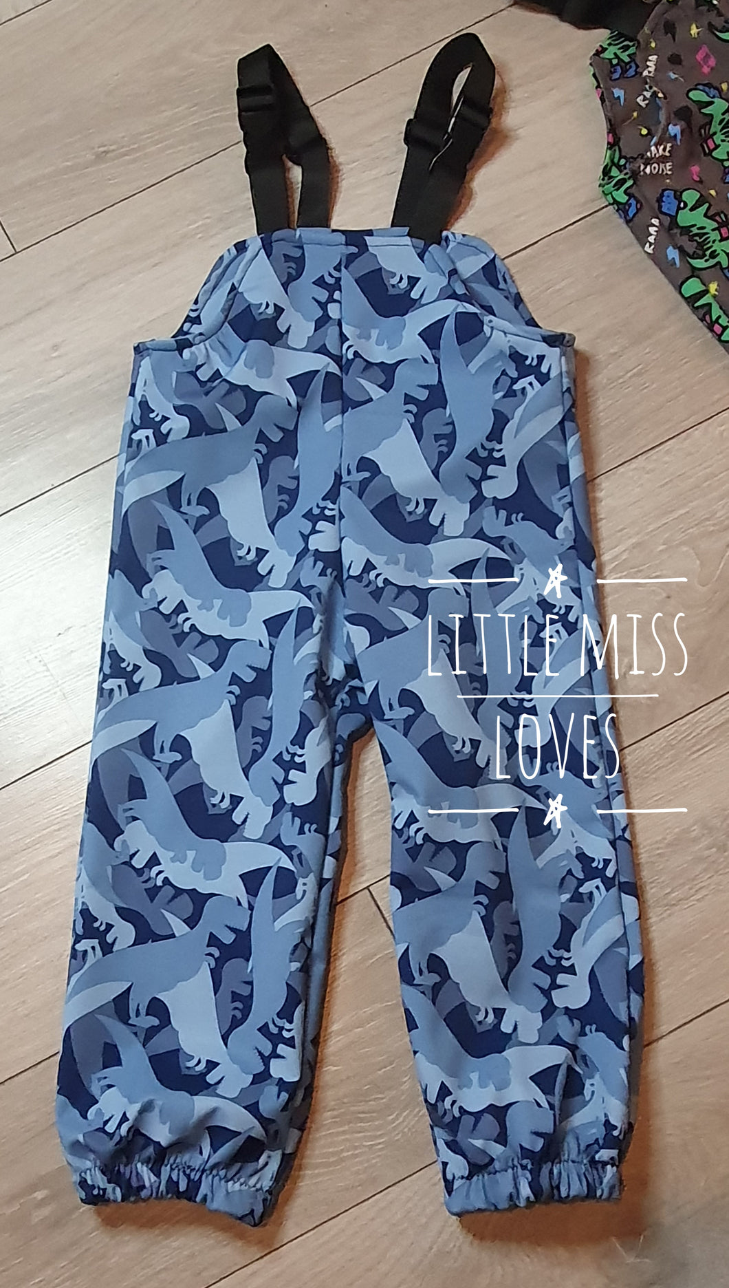 Readymade puddle suit- 3yrs